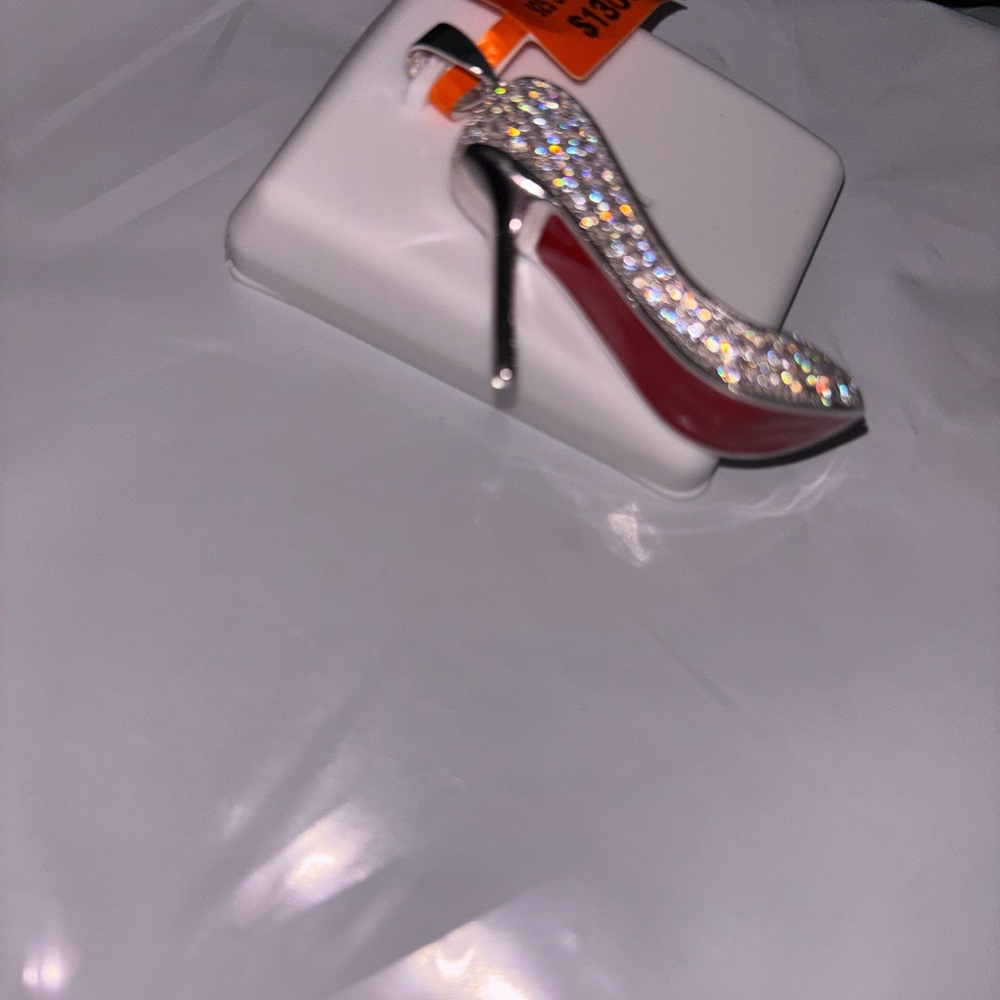 Elegant 925 Silver and Red bottoms Women's Stiletto Shoe necklace charm